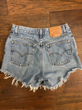 Vintage Levi's 550 denim cutoff shorts Levi Jean shorts